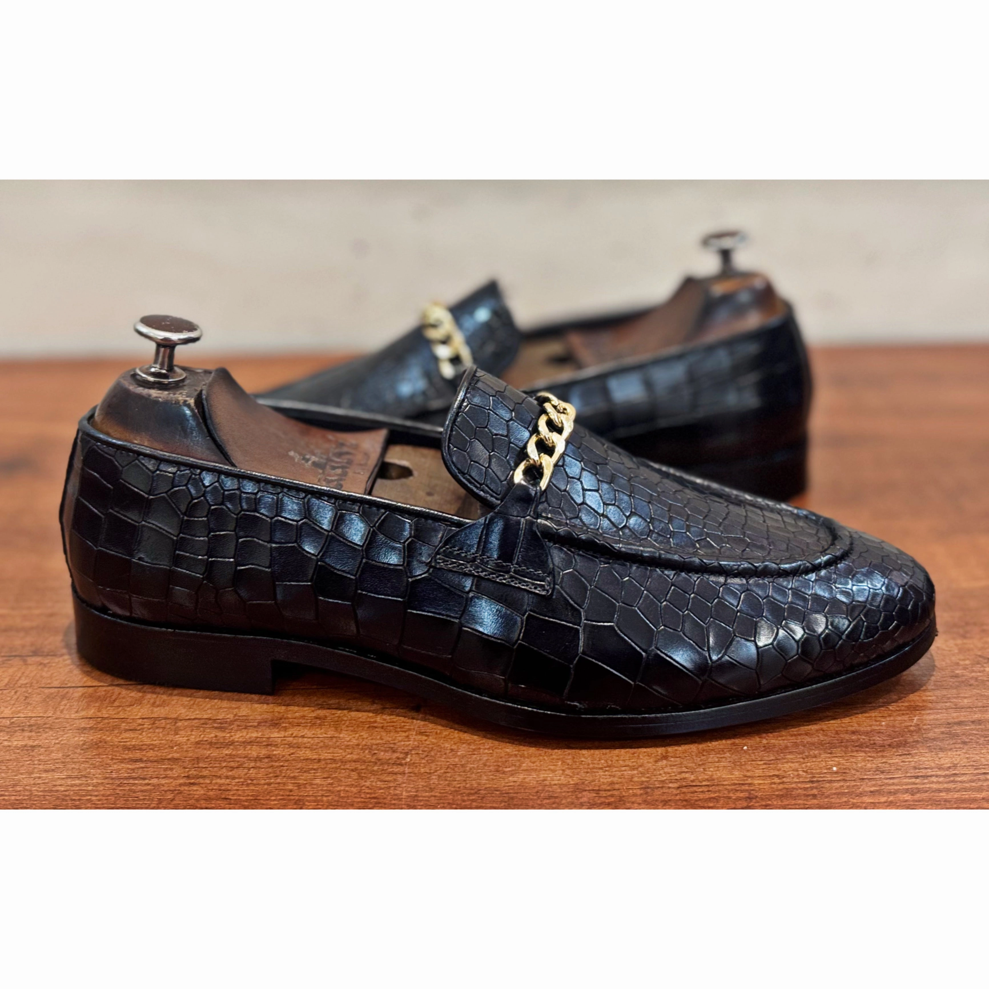 Croco Loafers With Chain Calf Hair Loafers