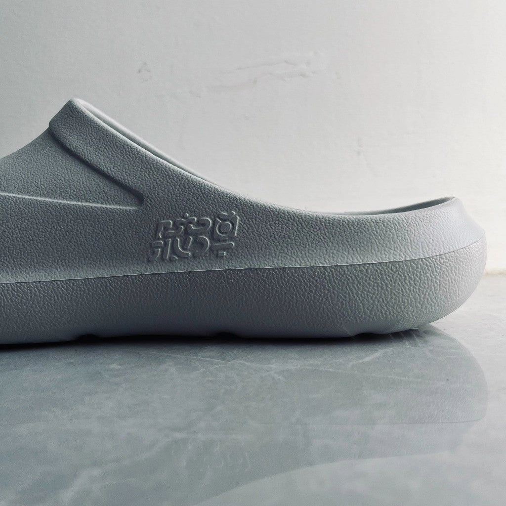 Slippers Adults ANTA Men C37 Slipper Anti-Skid Non-Slip Light Walking Beach Sandal Sports Grey (Selipar Lelaki)