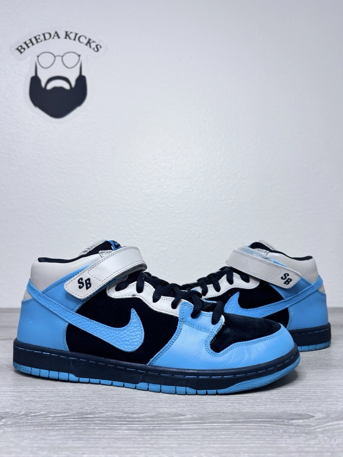 Asic Basketball Shoes Size 13 - Nike SB Dunk Mid Aqua Fuel Blue 314383-041 Preowned Authentic