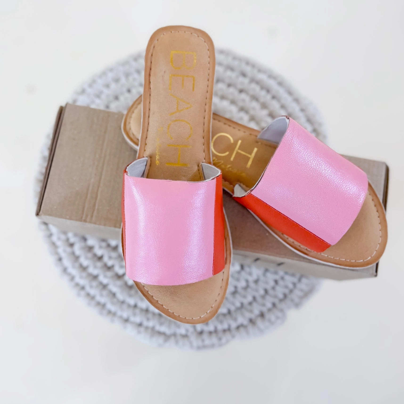 Flip Flops With Imprints On Bottom Matisse | Bonfire Slide Sandal in Pink and Red