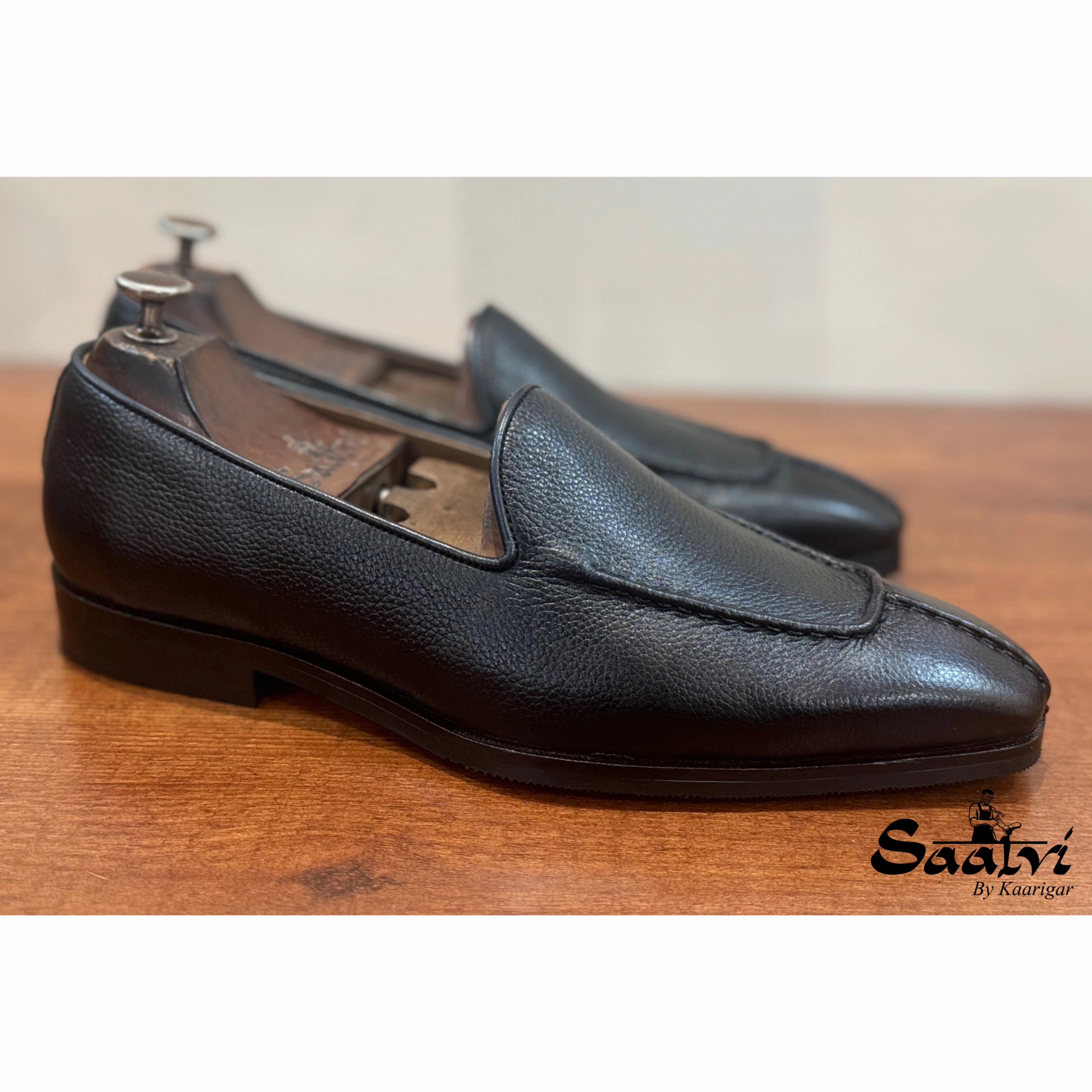 Chic Loafers Black Soft Leather Loafers