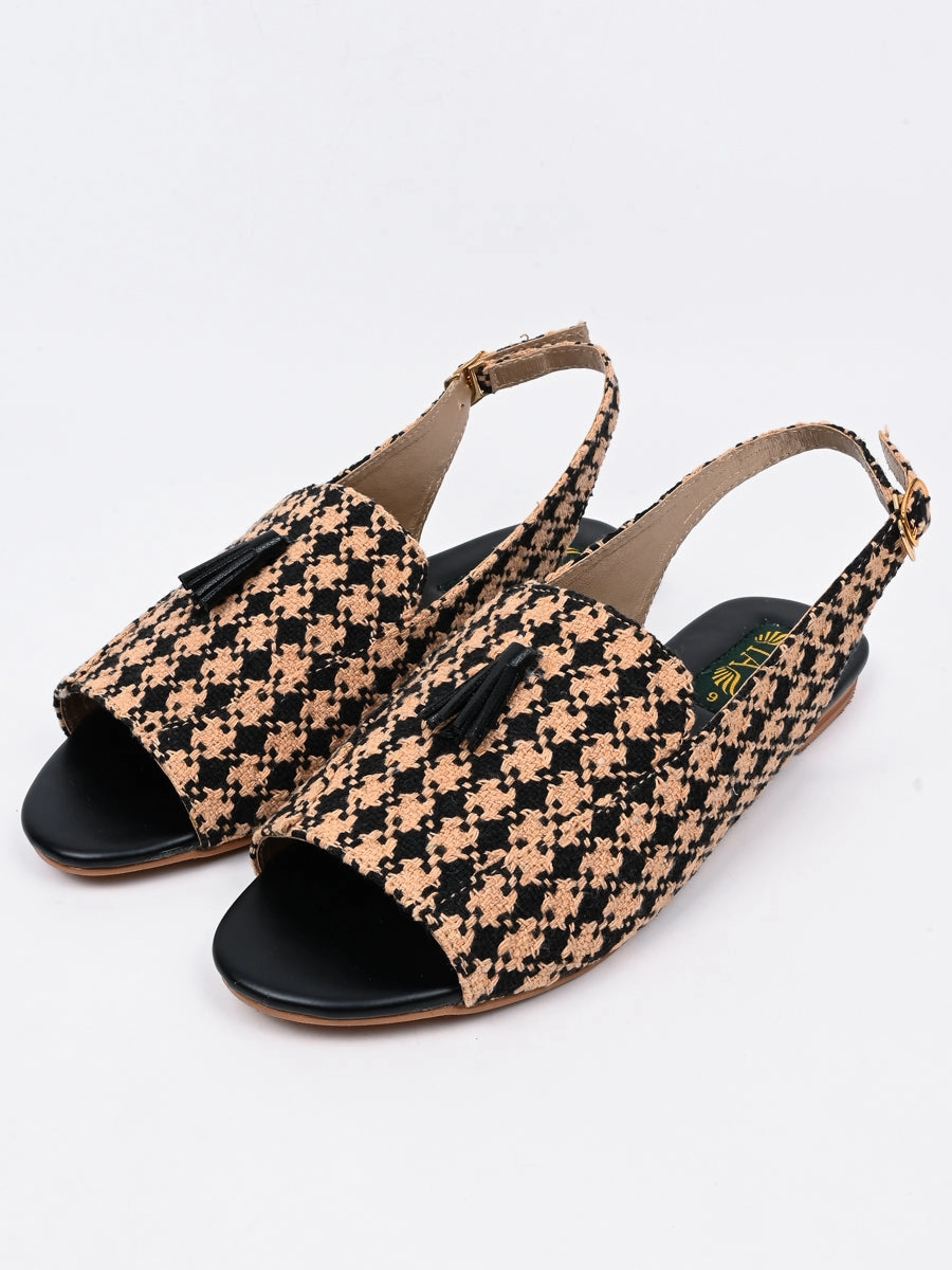 Kinds Of Flat Shoes Black Yellow Flat Sandal