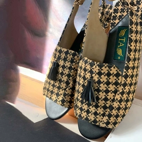 Convertible Shoes Flats To Heels Black Yellow Flat Sandal