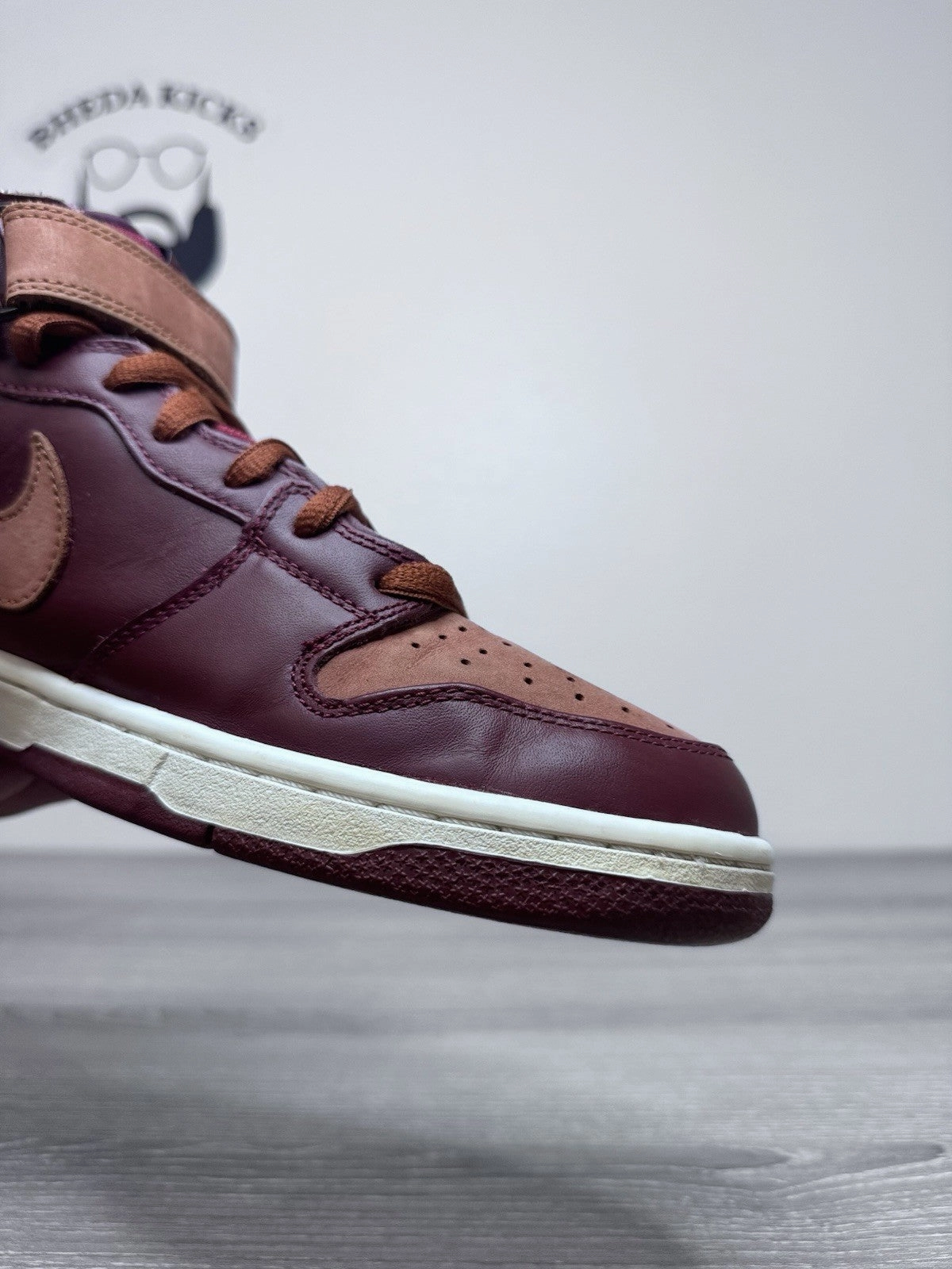 Size 11.5 - Nike Dunk SB Mid Pro Red Pony 2007 314383-621 Mens Preowned Og Asics Running Shoes Tier List