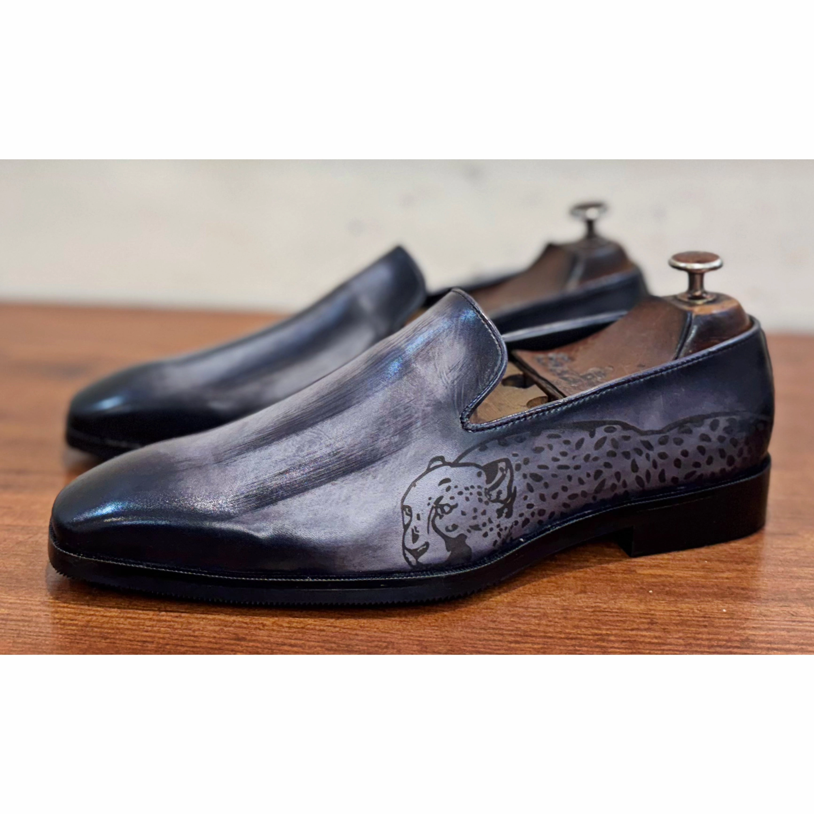Grey Hand Patina Loafers Tiger Loafers Chain