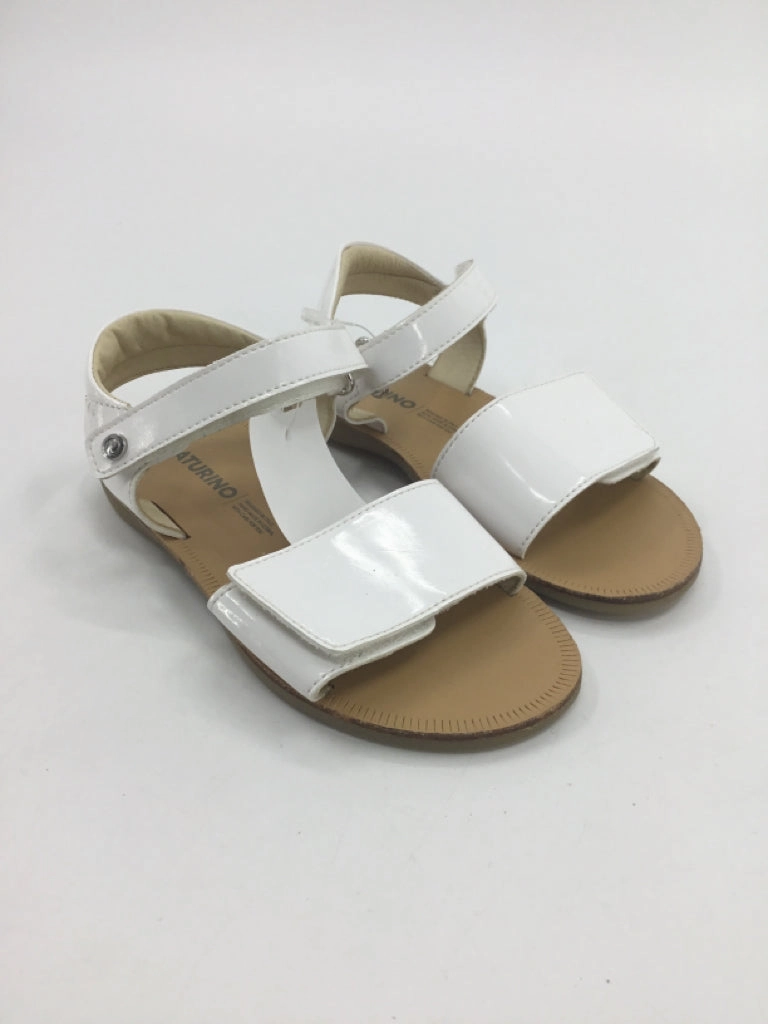 Naturino Child Size 11 White Sandals/Flip Flops Rachel Green Flip Flops