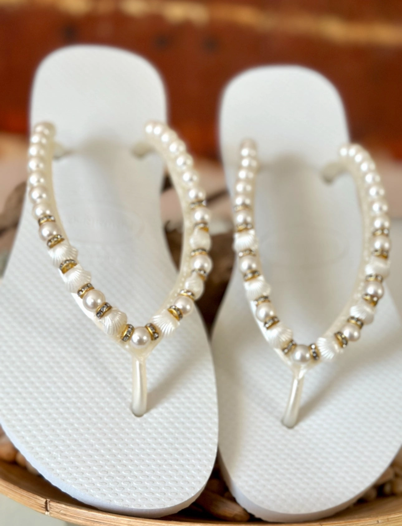 Beach Wedding Flip Flop Shell Pearl Handmade Sandal White Sole Lightweight Summer Coastal Bride Look Elegant Seaside Ocean Inspired Cheap Wholesale Flip Flops