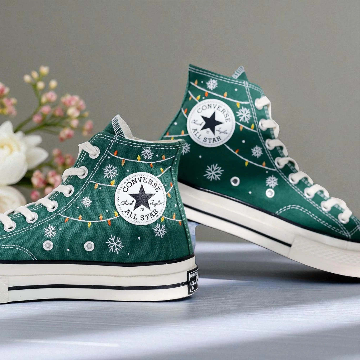 Converse Embroidered Christmas Chucks Purple