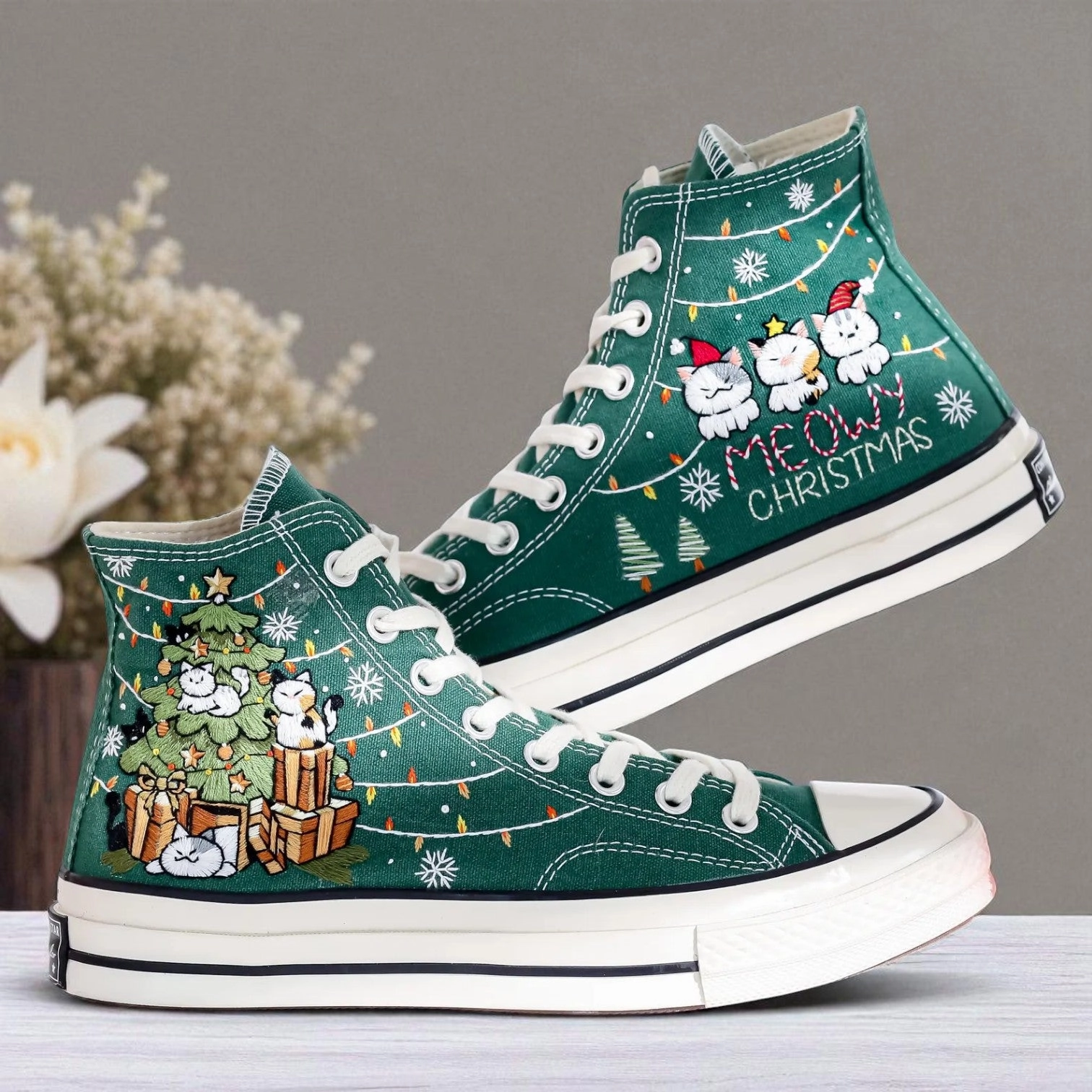 Converse Embroidered Christmas Chucks Purple