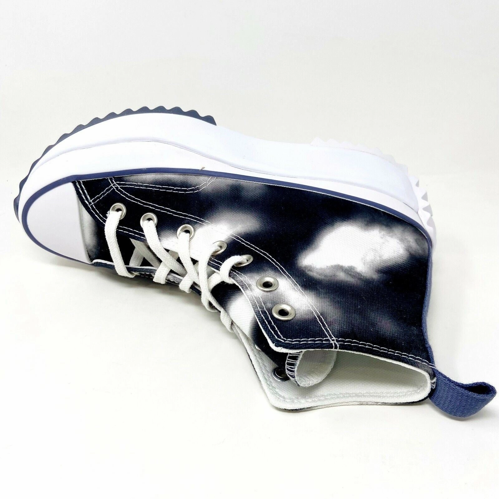 Hiking Shoes Casual Wear Converse Run Star Hike Hi Black White Womens Platform Casual Shoes 572537C