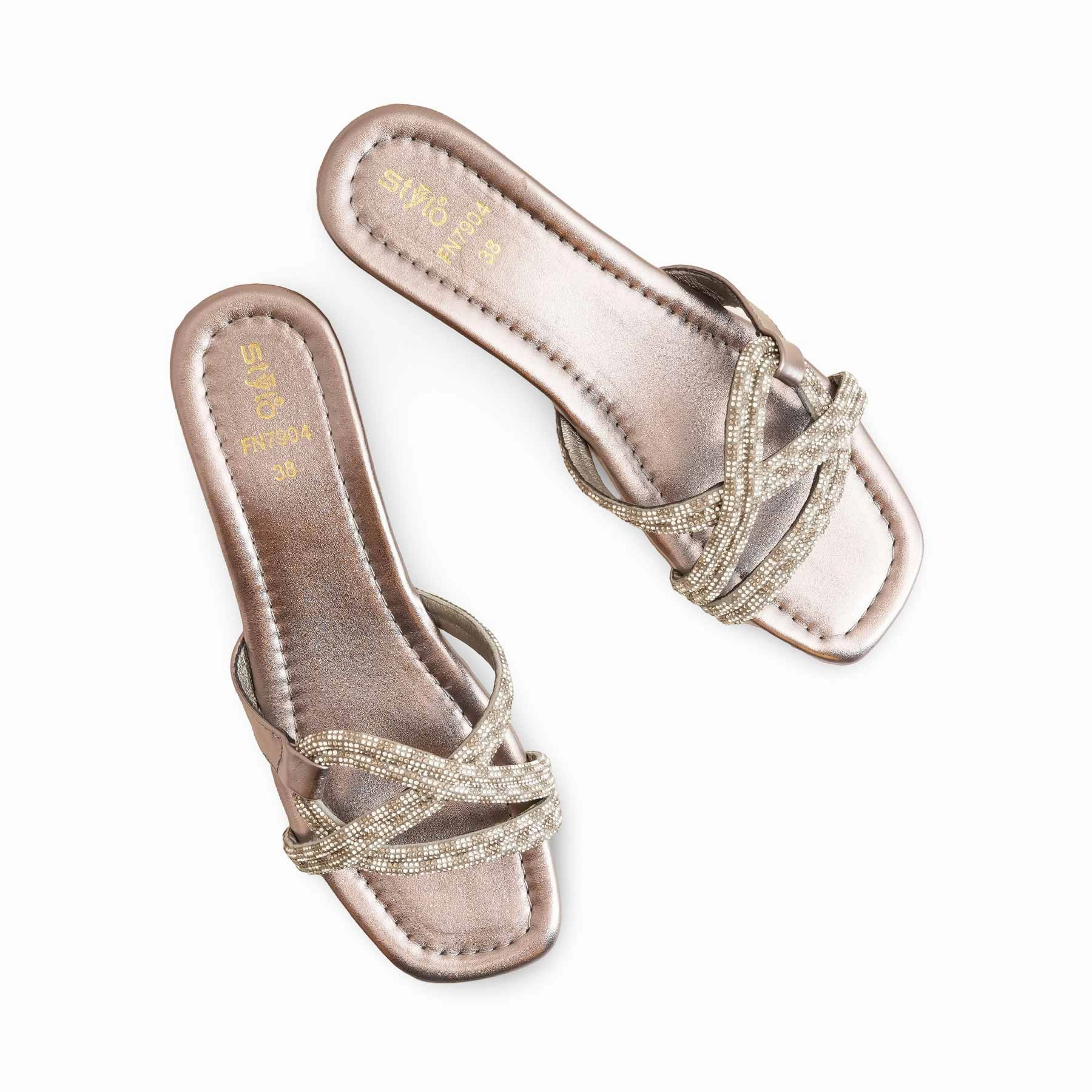 Best Mountain Biking Shoes Grey Fancy Slipper FN7904