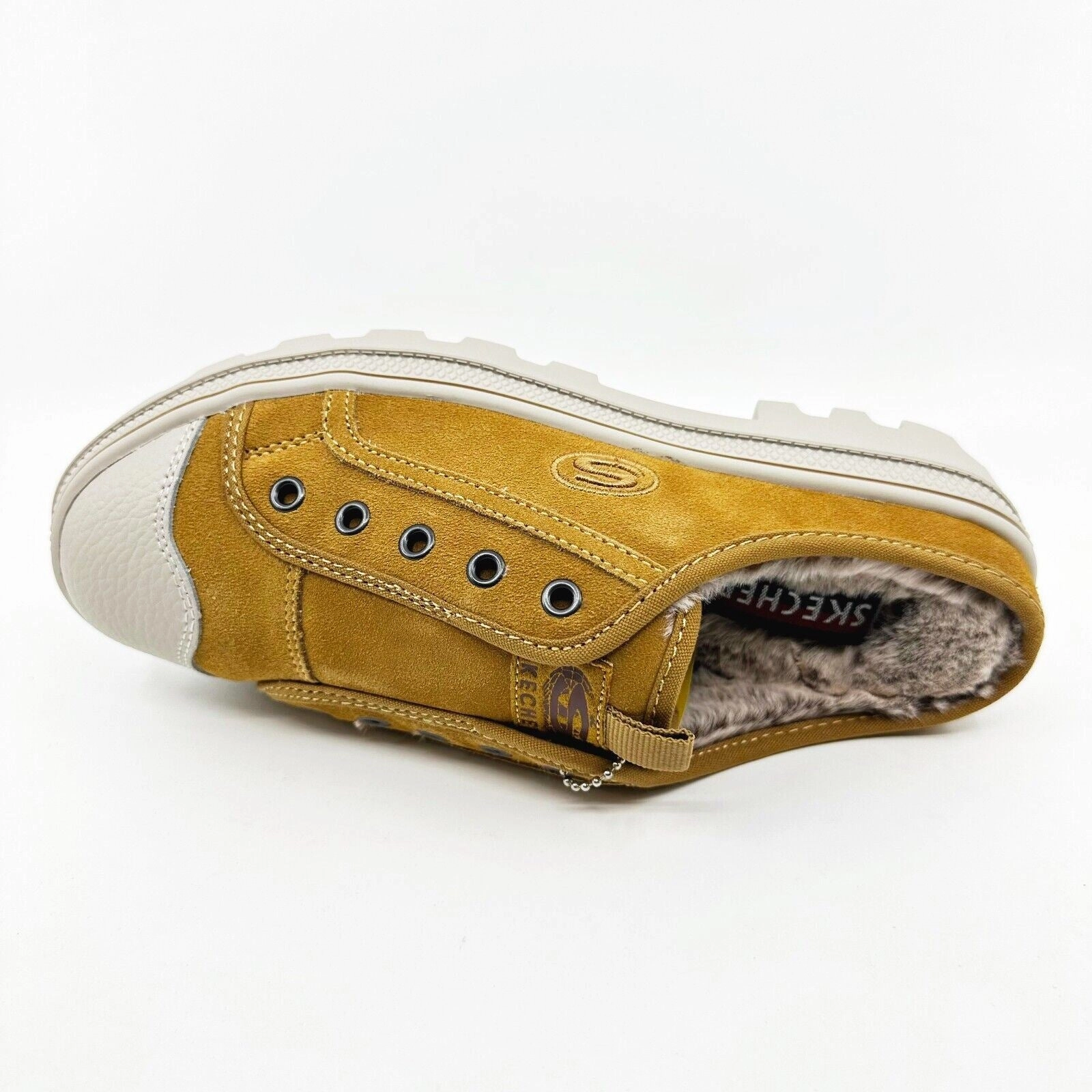 Skechers Roadies Cozy Goes Wheat Womens Size 7 Casual Slip On Shoes Wide Toe Box Casual Shoes