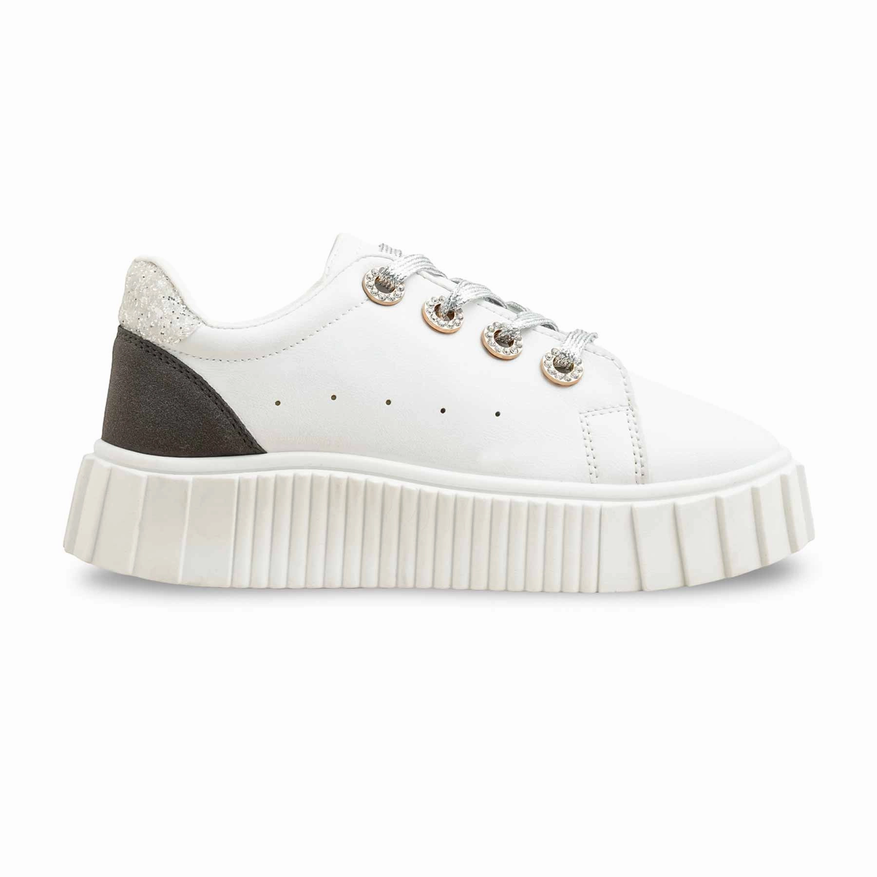White Casual Sneaker AT7448 Shoes For Casual Friday