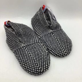 My Melody Slippers Size 11-13: Bombas Grey/Black Knitted Gripped Slippers