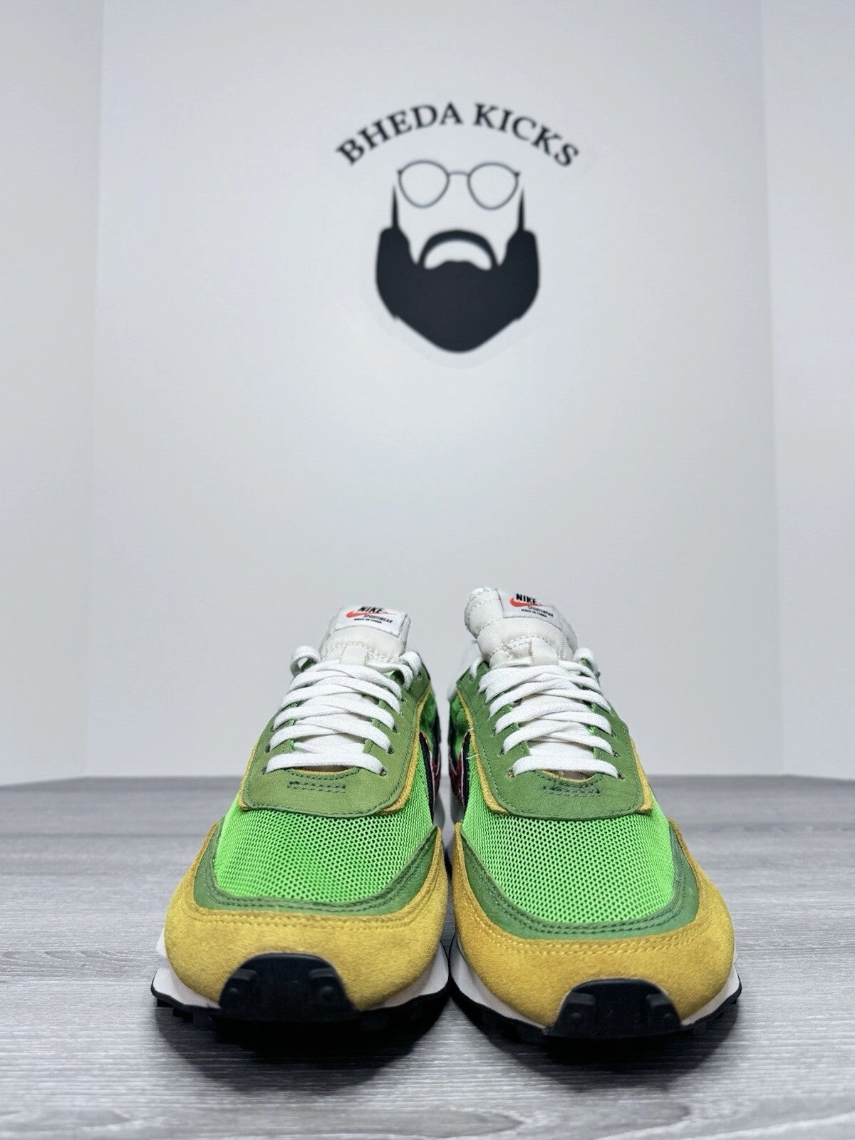 Asics Gel-excite 10 Running Shoes Size 10 - Nike Sacai LDWaffle US Green Gusto Orange Sneaker Shoes BV0073-300