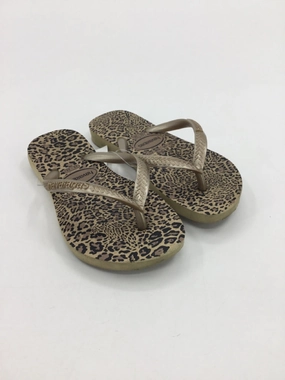 Osso Flip Flops Havaiana Child Size 6 Toddler Gold Sandals/Flip Flops