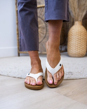 Hotmarzz Flip Flops Flojos Waverly Flip Flops - White & Tan FINAL SALE