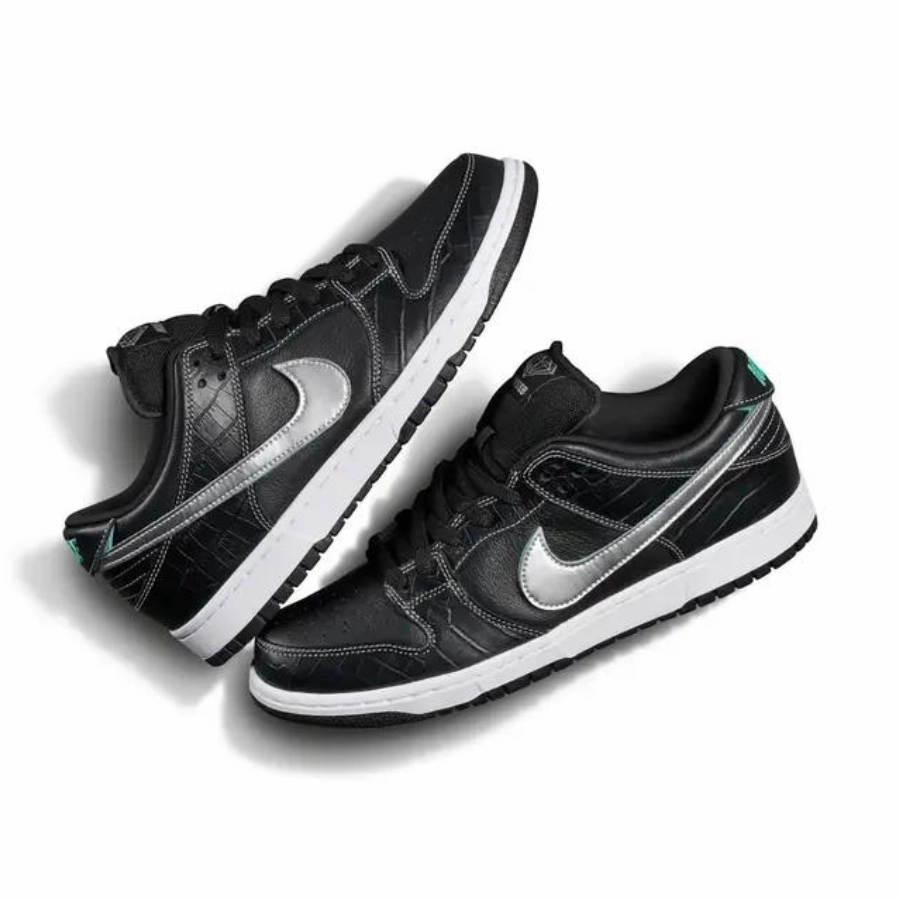 Asics Used Shoes Nike SB Dunk Low Diamond Supply Co. Black Diamond Black Chrome Tropical Twist