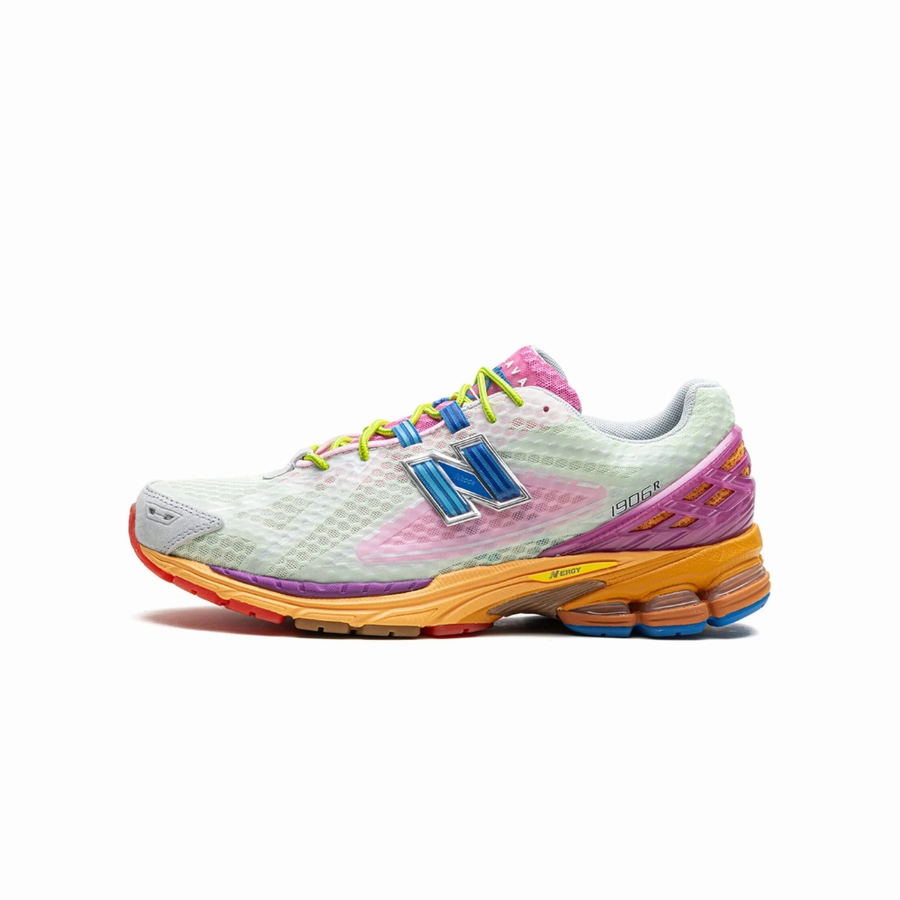 New Balance 813 Velcro New Balance 1906R Action Bronson Rosewater Green Pink