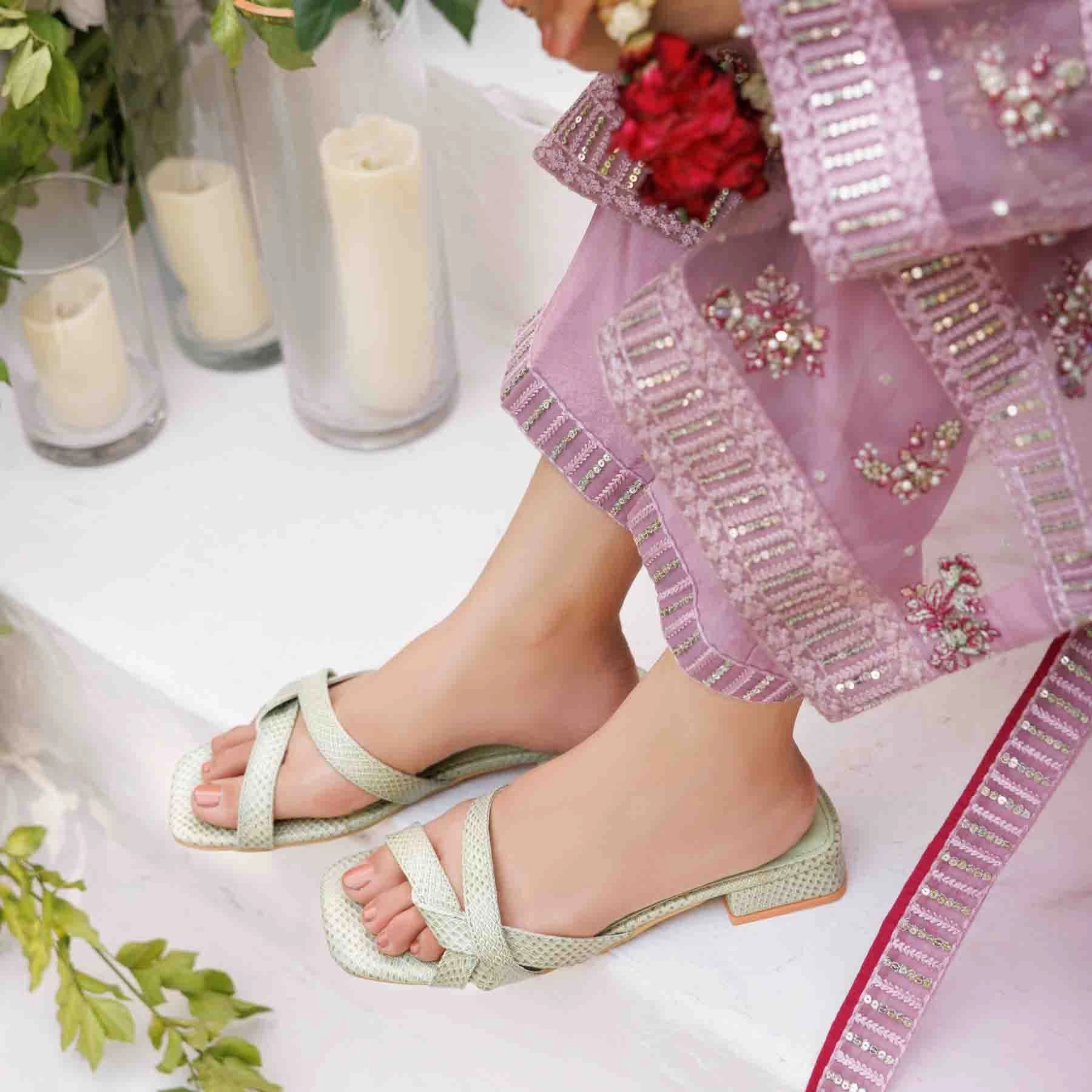 Childrens Slippers Like Bear Claws Slippers Green Formal Slipper For Ladies FR8375