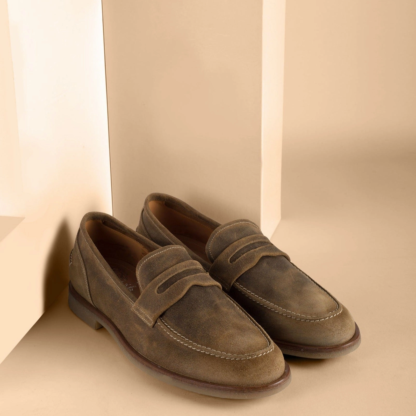 Leather Tassel Loafers HOMER 89006<br>Desert brown loafer
