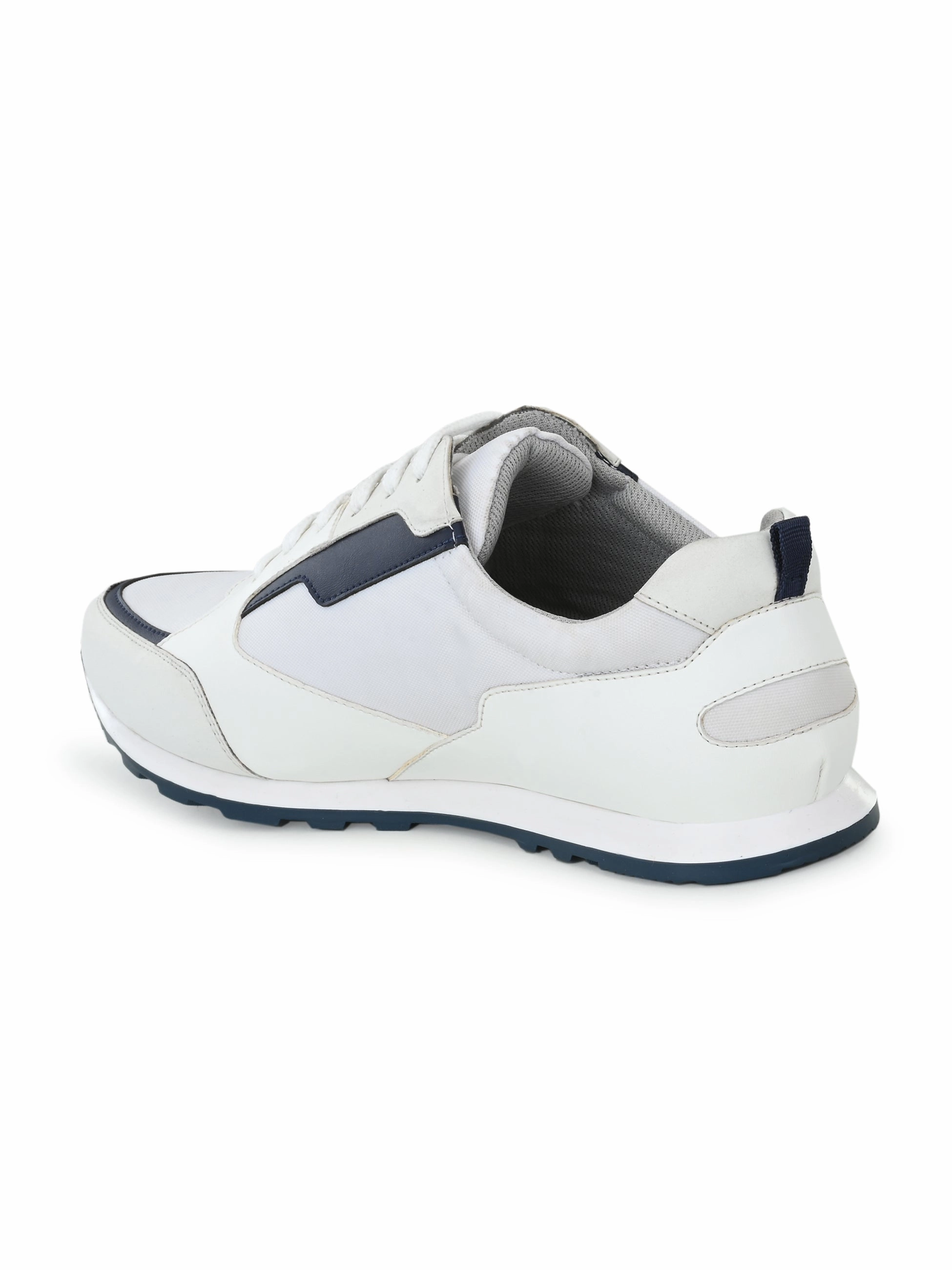 Casual Belk Shoes Maverick White Casual Trainers
