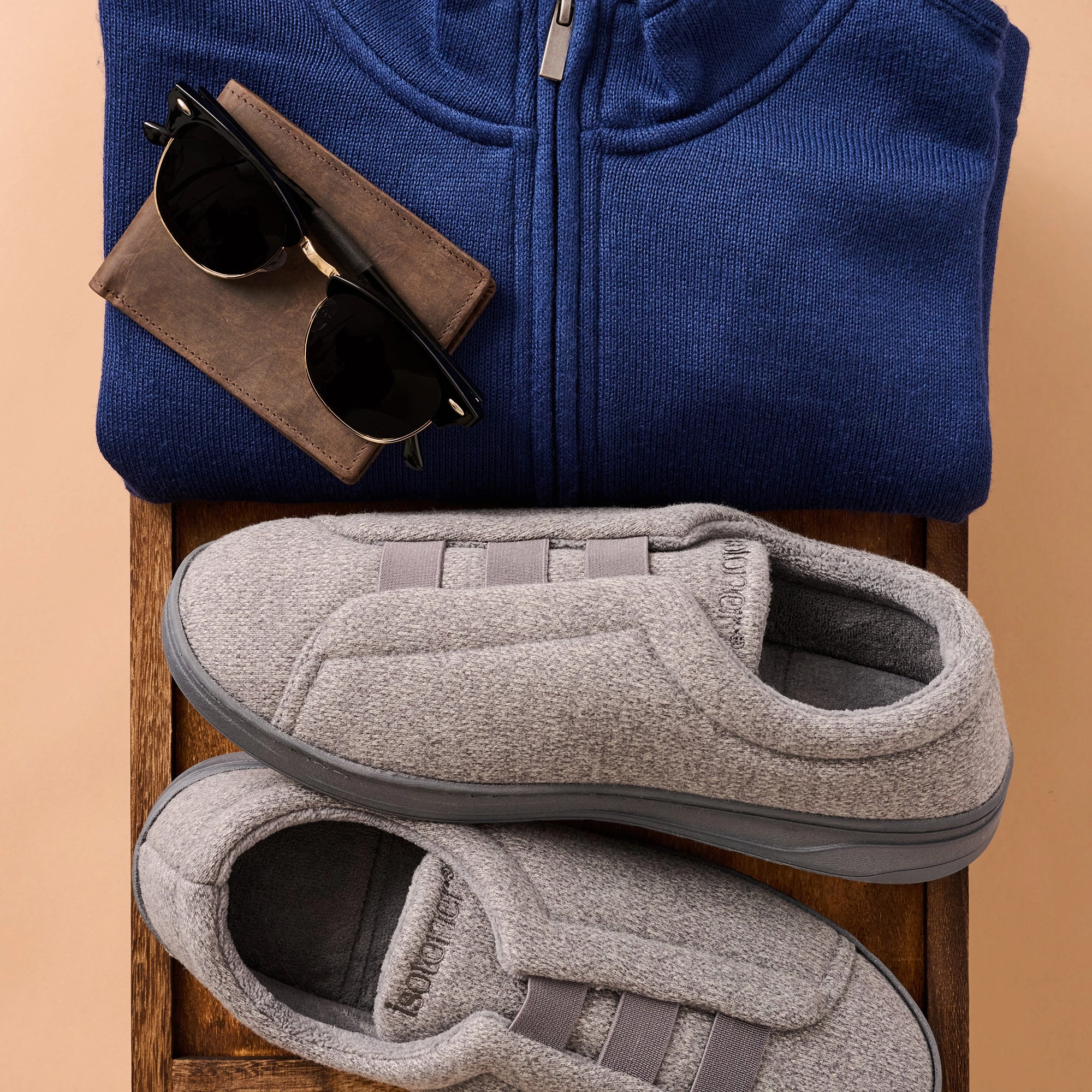 Clear Plastic Slippers Men's Heathered Knit Brady Sneaker-Style Slipper