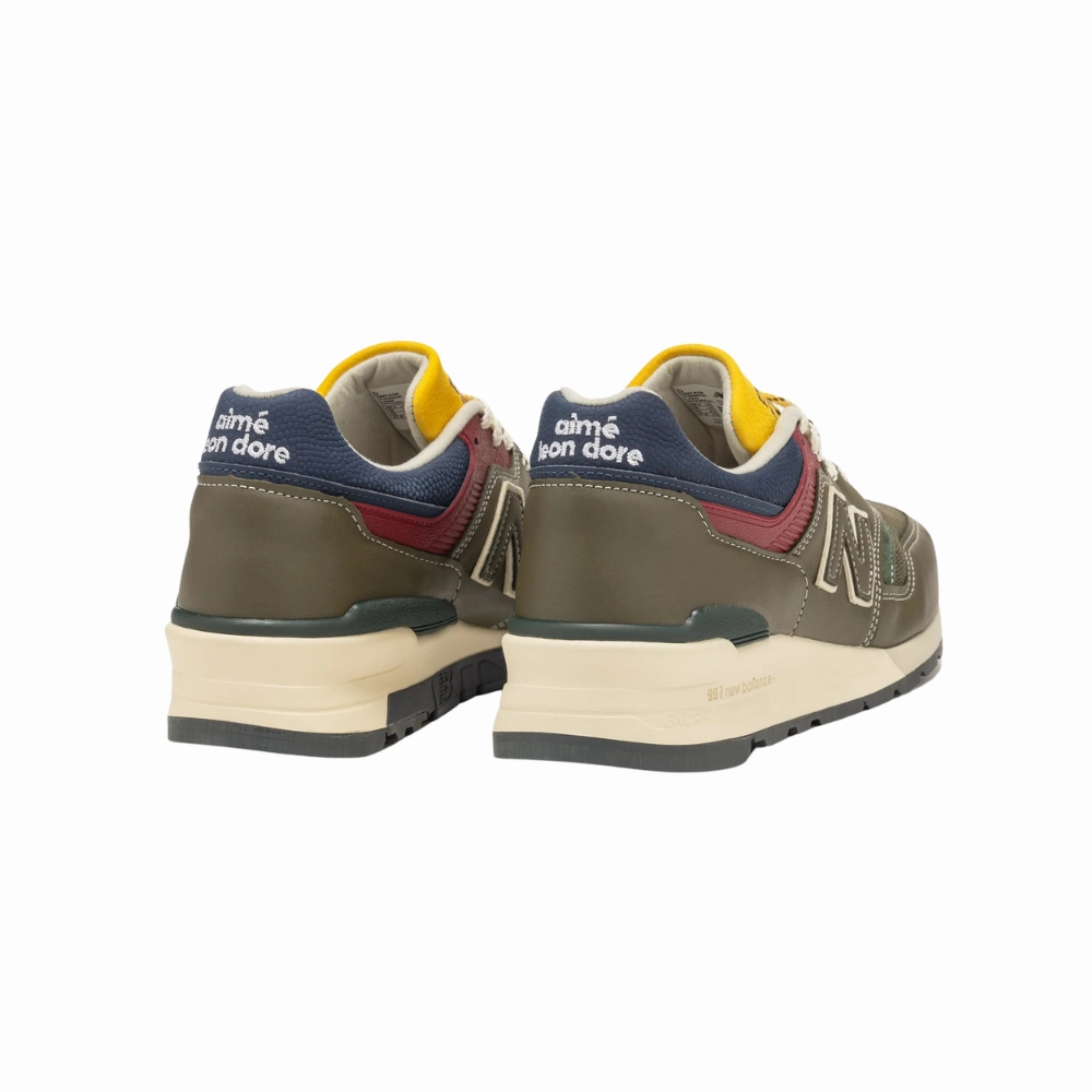 New Balance 997 MiUSA Aime Leon Dore Dark Moss Angroa New Balance 574 Unisex Sneakers Sea Salt Concrete