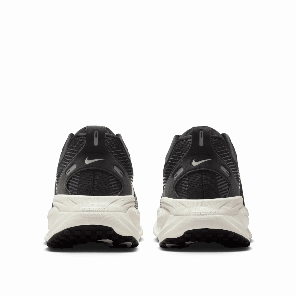 Nike Men's  Vomero 18 Wide Running Shoes Asics Tiger Runner Casual Shoes