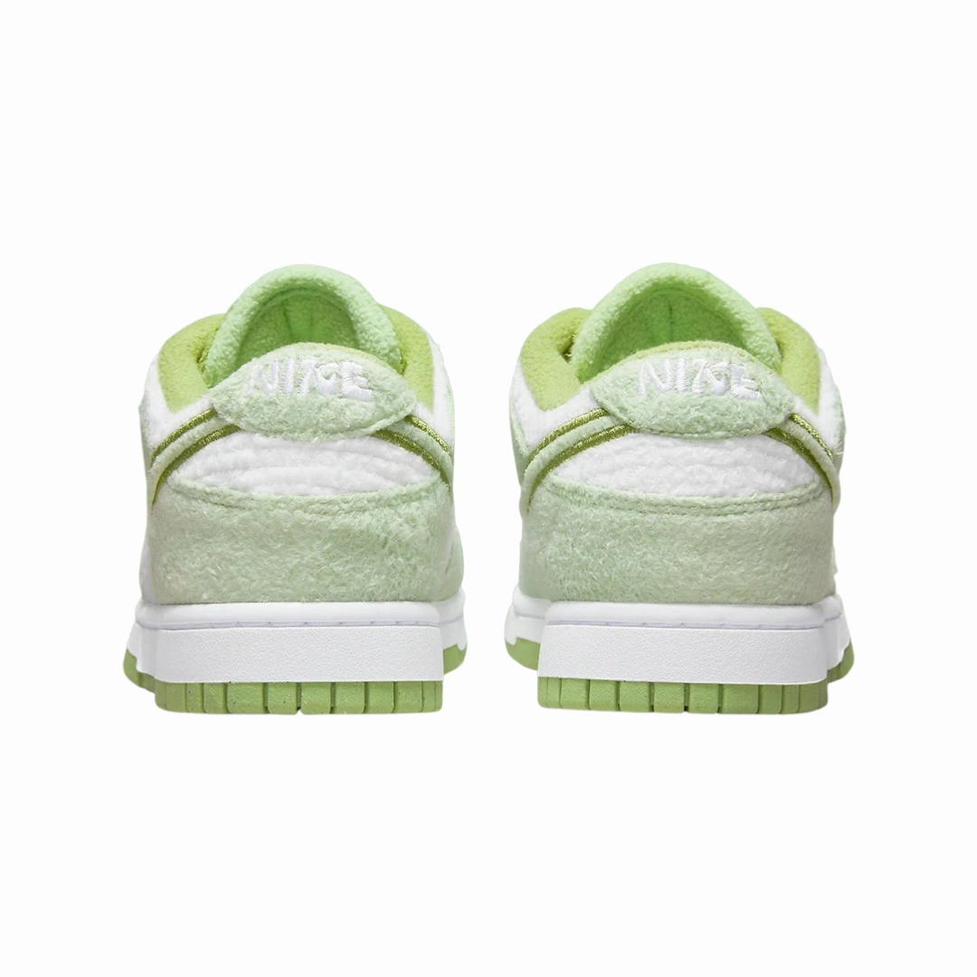 Asics Shoes Company Nike Women's Dunk Low Honeydew SE Honeydew Phantom