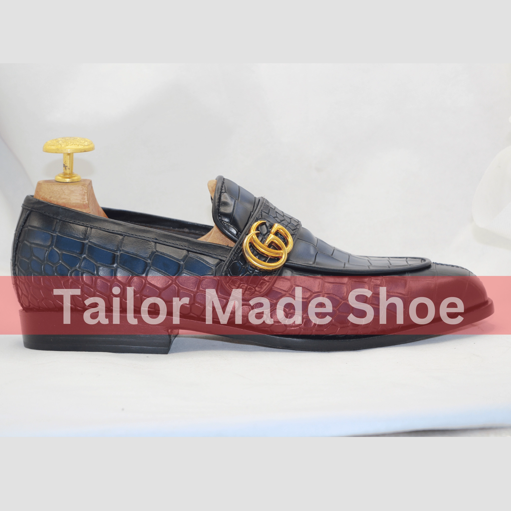 Loafers Fox Chapel Men's Luxury Crocodile-Pattern Leather Loafers  Custom-Made Leather Loafers with Gold Detail  Navy Blue Elegance