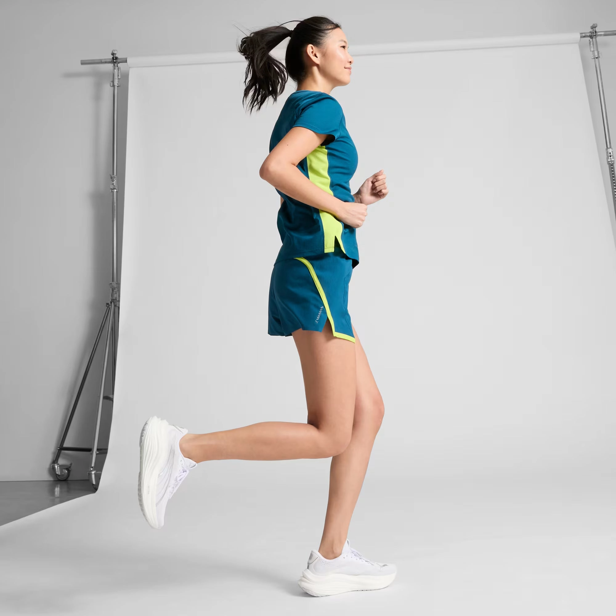 PUMA Womens Magmax - PUMA WHITE-PUMA SILVER Asics Softest Shoe