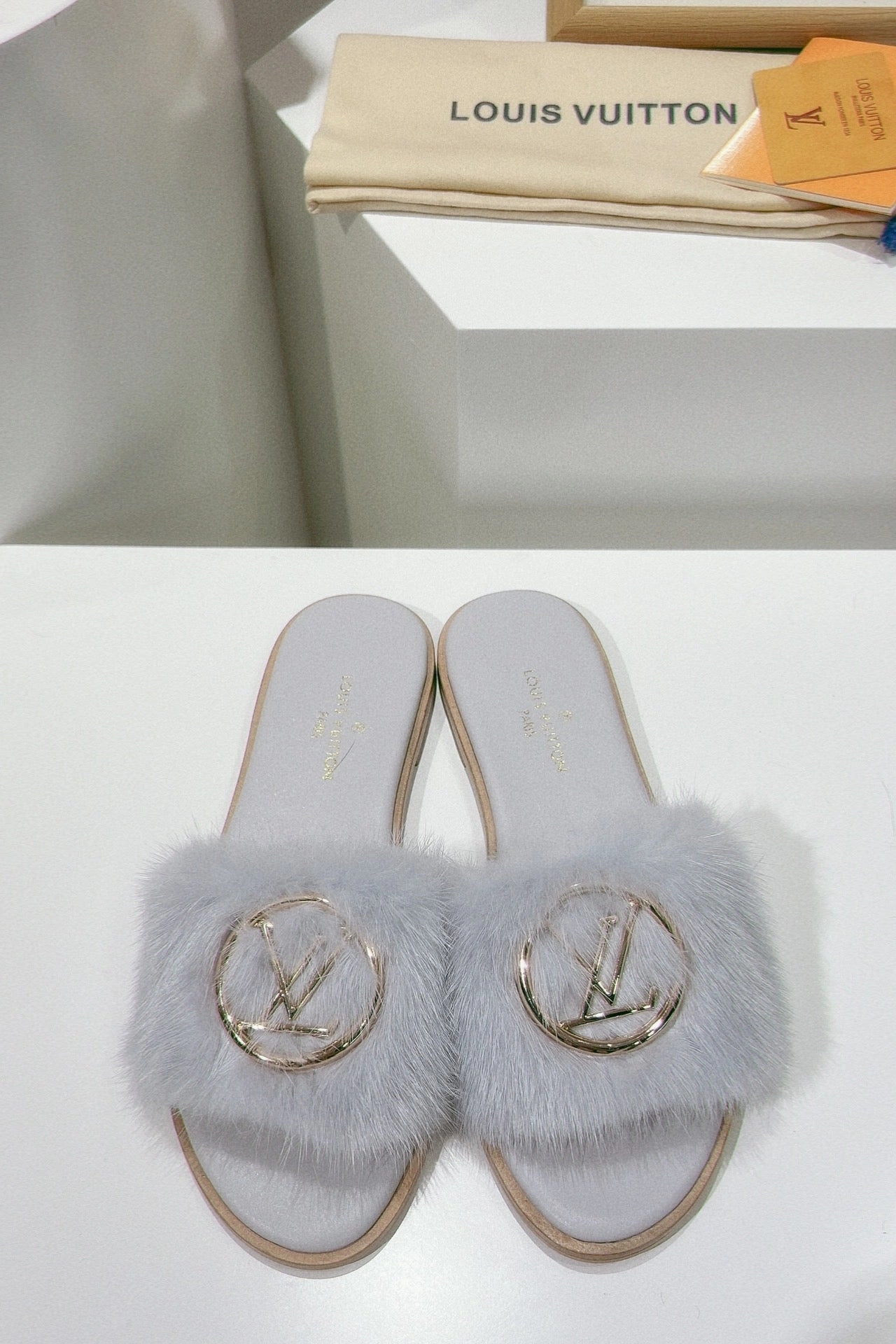 SE1173 LB Mink Fur Flat Mule / Size5-12 Mt500 Flat Shoes