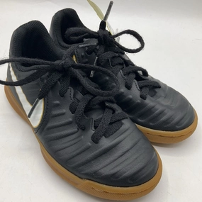 Size 11: Nike Black/White Lace-Up Indoor Soccer Cleats Old Asic Wrestling Shoes