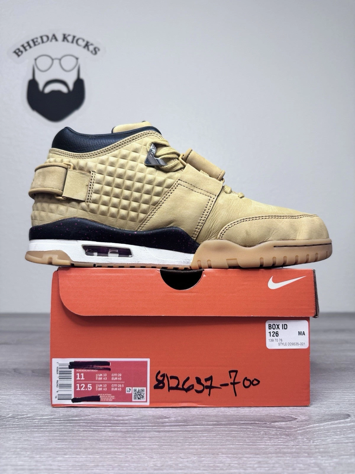 Size 11 - Nike Air Trainer V Cruz Wheat 2015 812637-700 Preowned Authentic Tokidoki Asics Shoes
