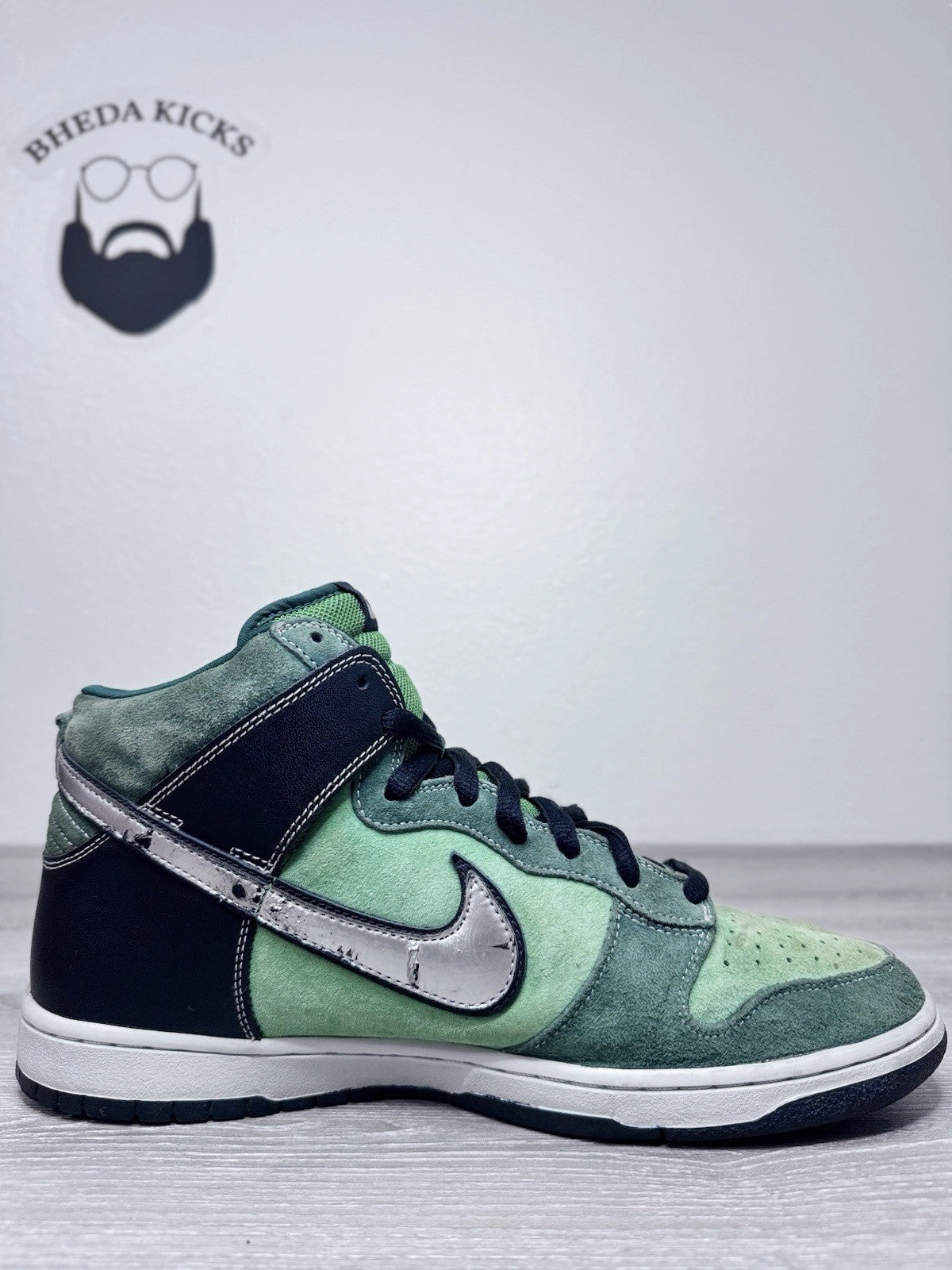 Asics Wide Tennis Shoes Size 12 - Nike Dunk High Pro SB "Brut" 2007 Men's Green Black Silver 305050-304