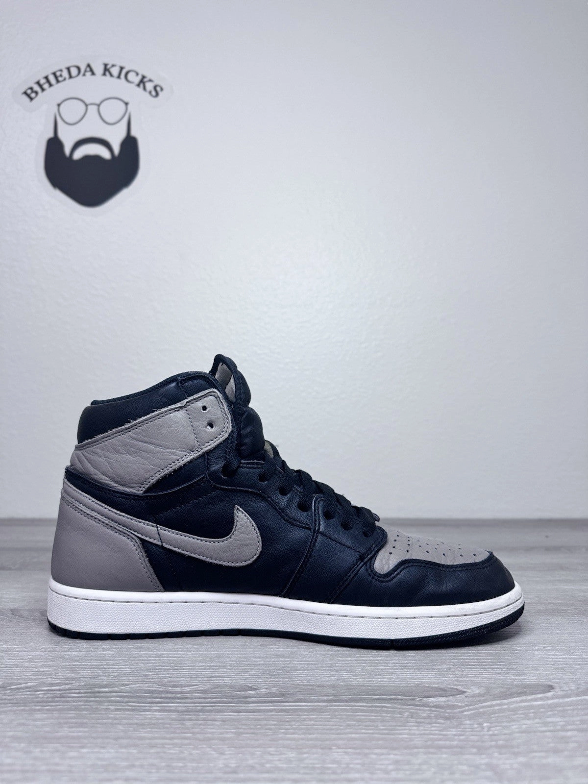 Size 13 - Nike Air Jordan 1 Retro Shadow 2018 555088-013 OG Black Preowned Asics Gel-kayano 21 Running Shoe