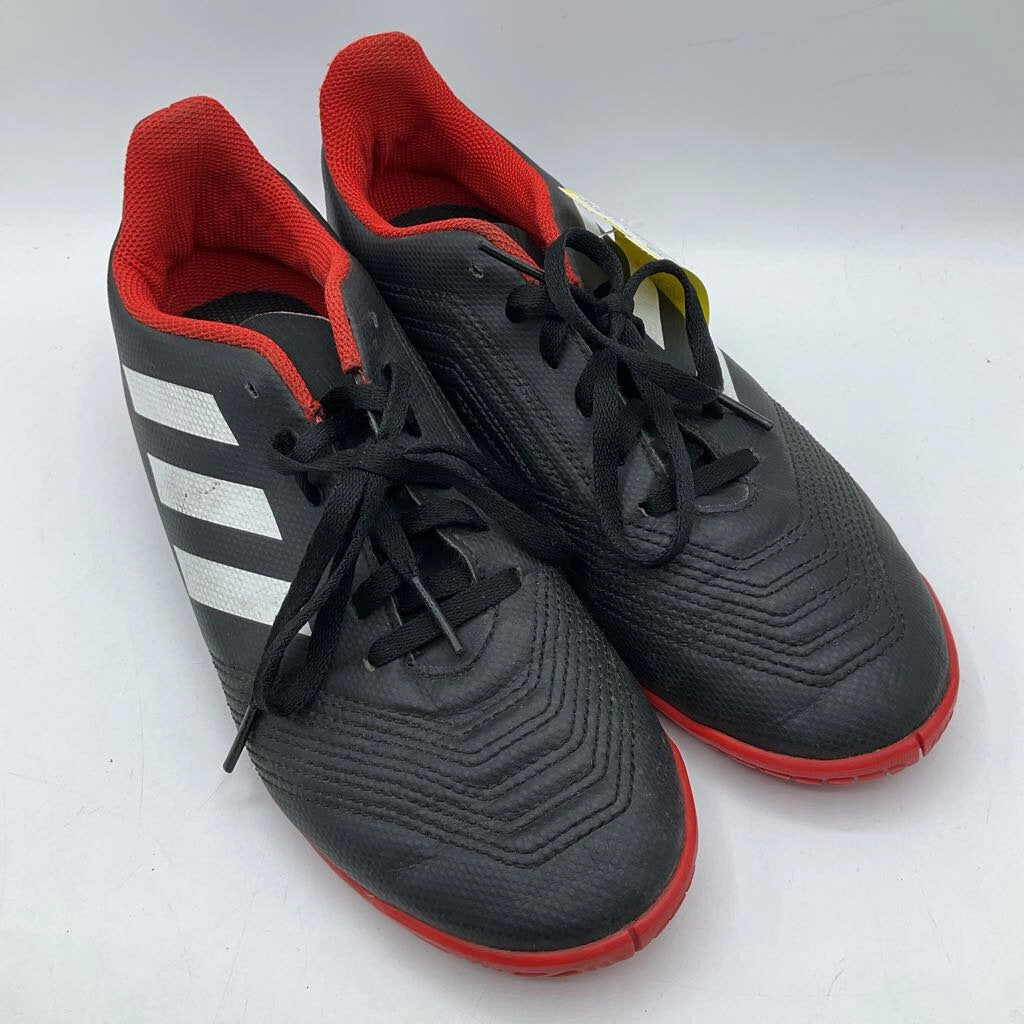 Adidas Campus Adv Skate Shoes Size 5.5Y: Adidas Black/Red Lace-Up Indoor Soccer Cleats