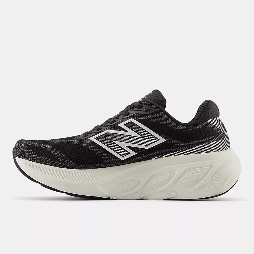 New Balance Women's 880v15