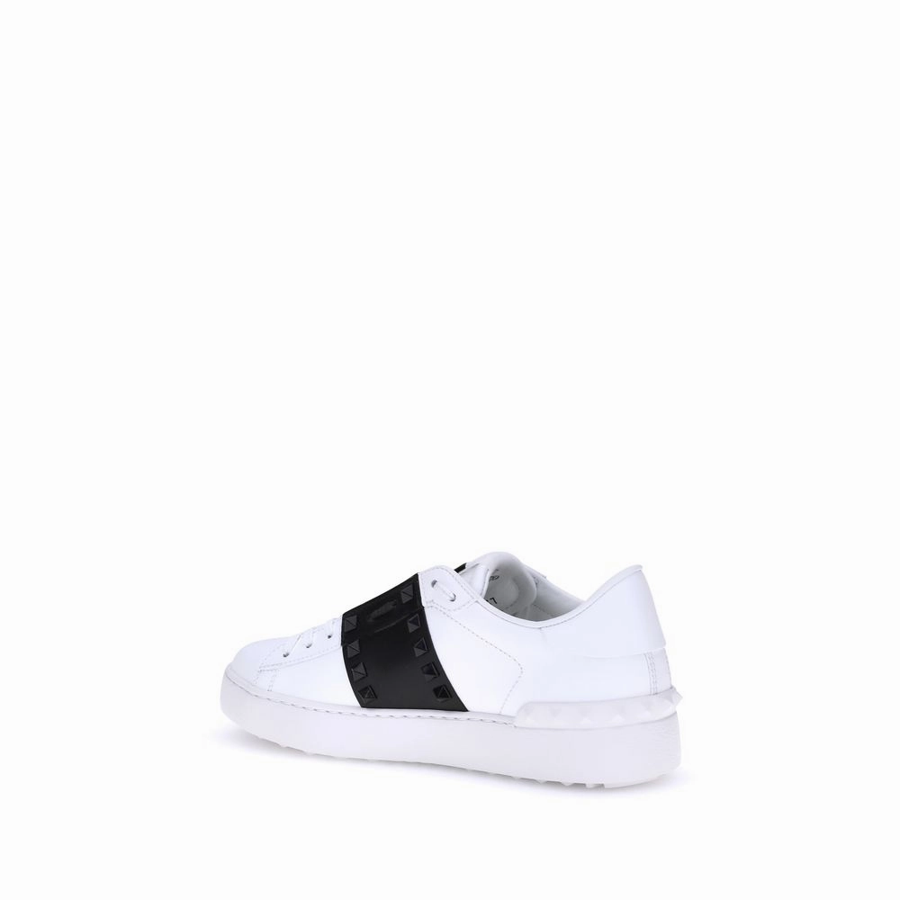 Valentino Garavani Black Calf Leather Bos Taurus Low Top Sneakers Ballet Shoes And Sneakers