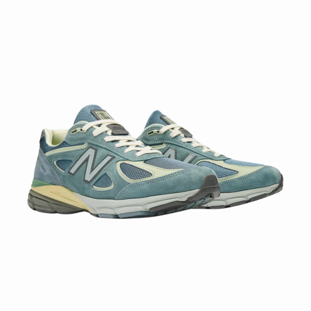 New Balance 990v4 MiUSA Auralee Blue White Cream New Balance Red Black