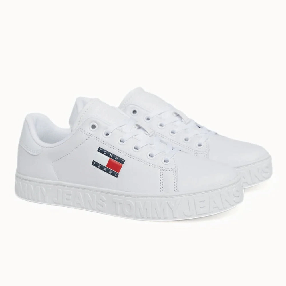 Sneakers Fitness Program Tommy Hilfiger Jeans TJW Cool  Leather Sneaker Women EN0EN02531-WHT