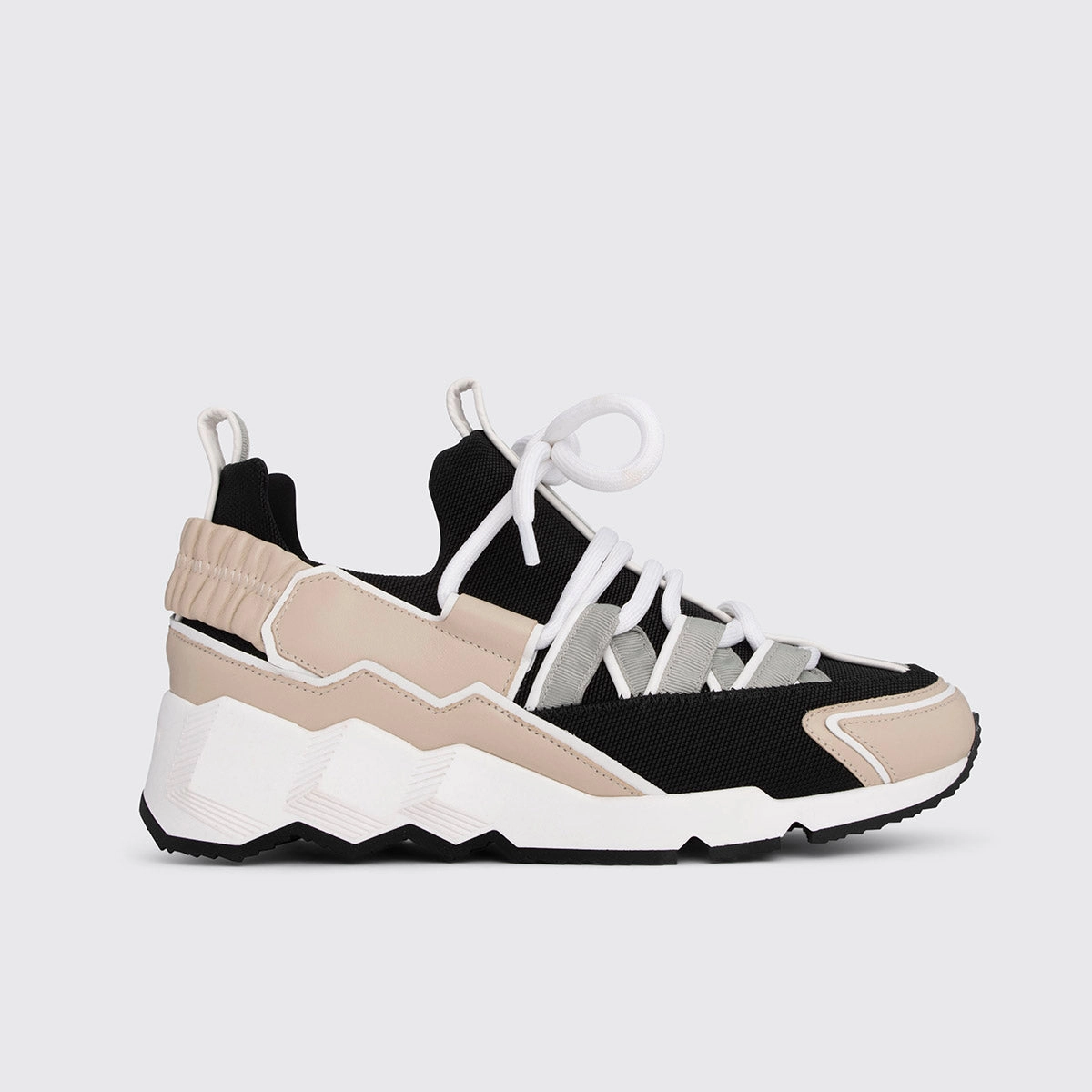 Best Everyday Sneakers TREK COMET SNEAKERS