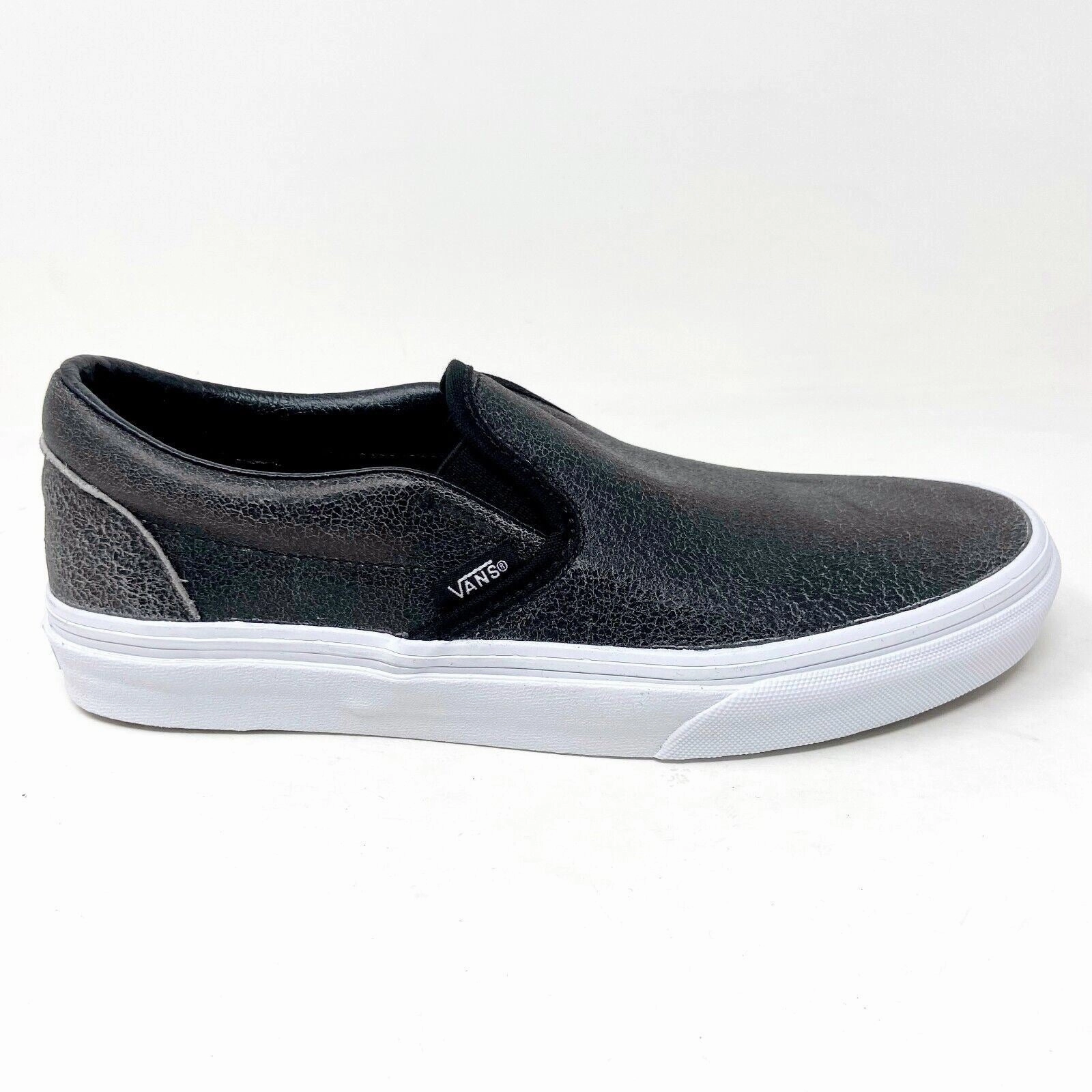 Vans Classic Slip On (Cracked Leather) Black White Womens Casual Shoes Tape Casual Shoes
