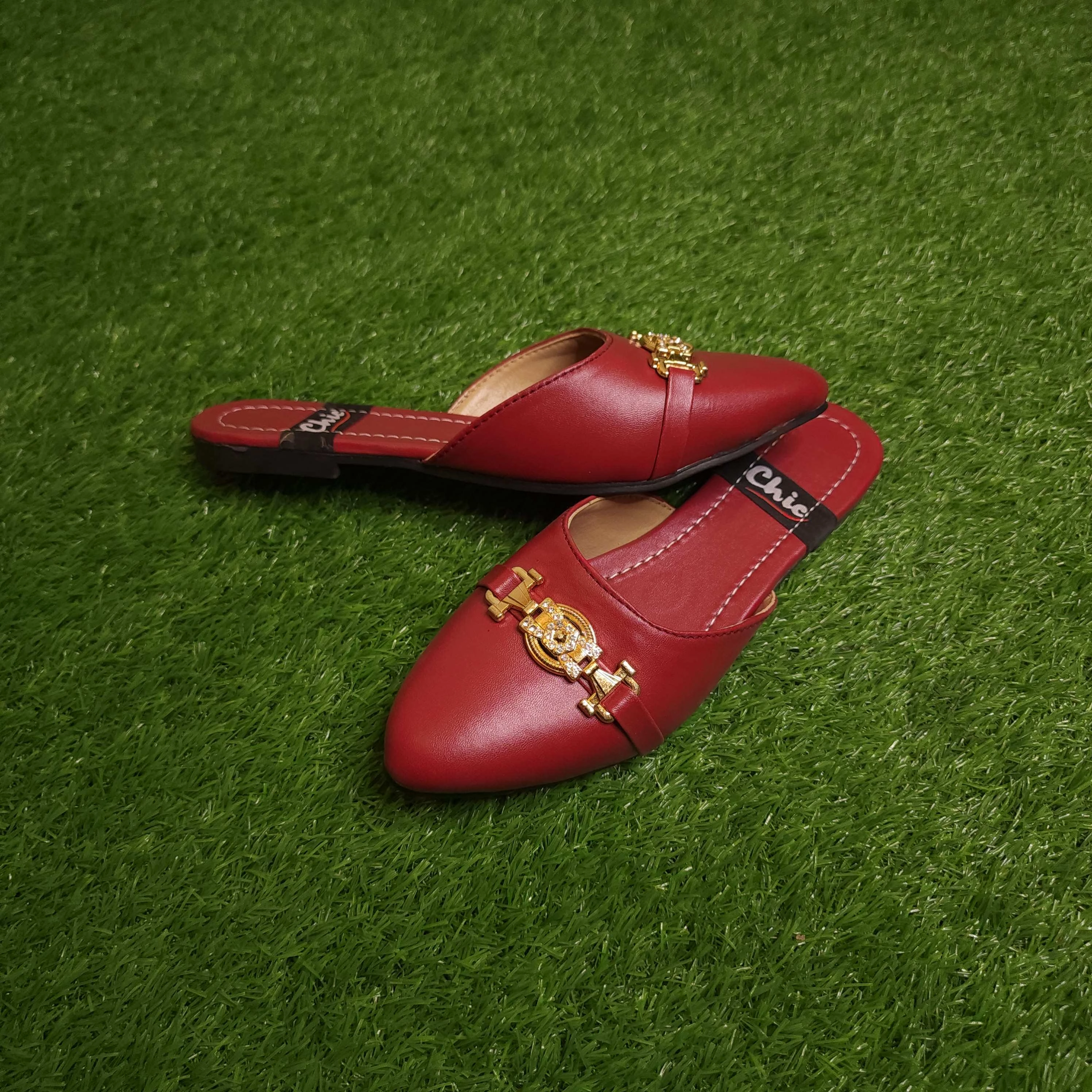 Red Buckle Mules In Flat Sole Flat Slip Resistant Shoes