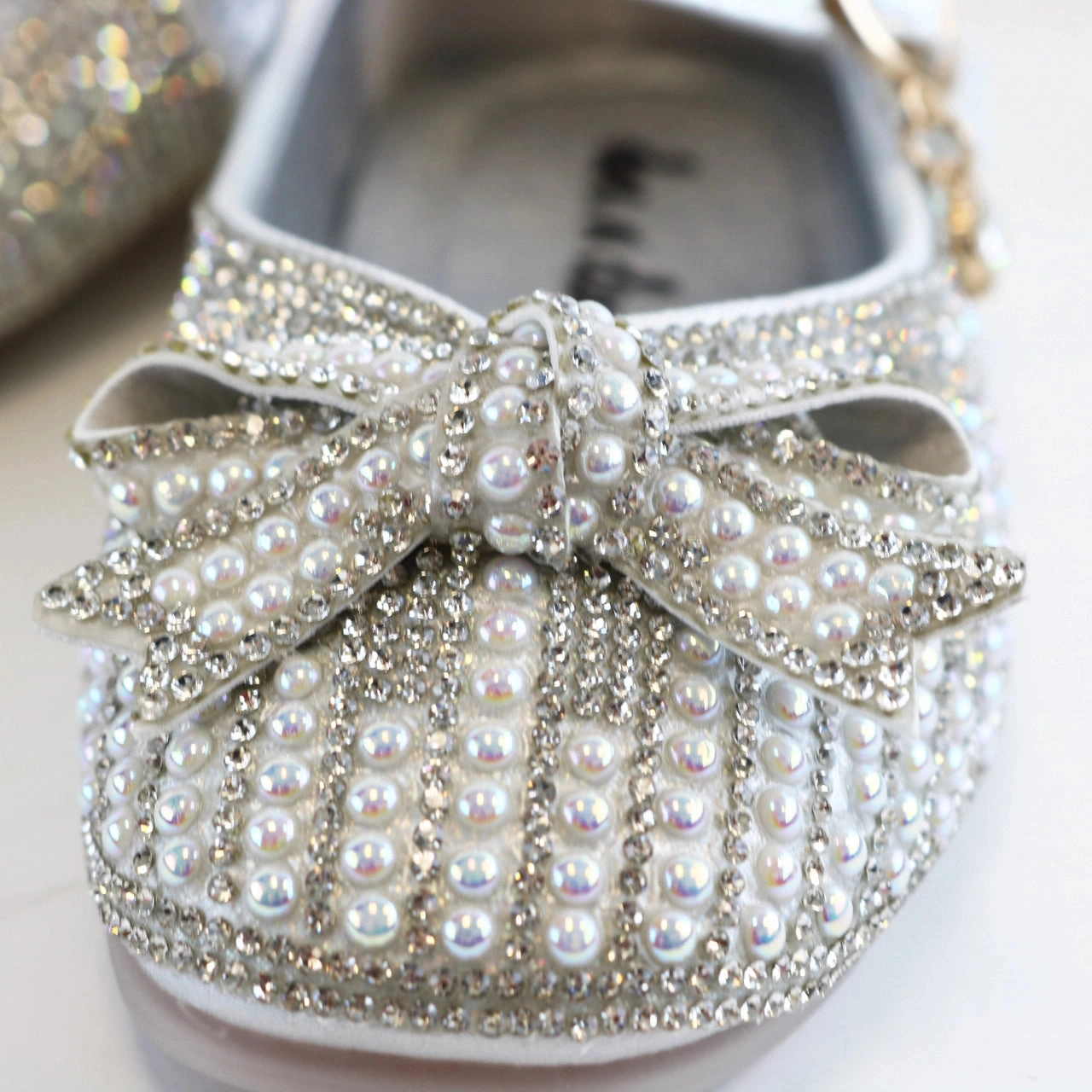 Pearl and Rhinestone Shoes Flat Bottom Athletic Shoes